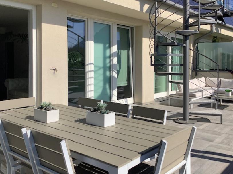 Luxury flat on Iseo sea-8