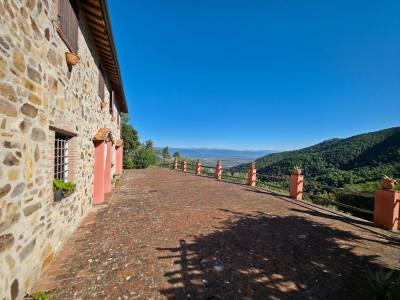 Top country house between Buti and Colle di Compito, Pisa, Tuscany