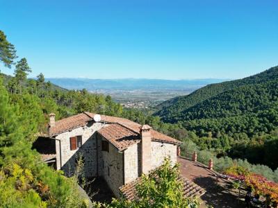 Top country house between Buti and Colle di Compito, Pisa, Tuscany