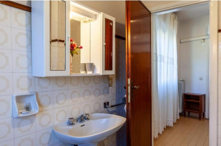 Restored small house near Camaiore-6