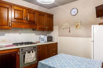 Restored small house near Camaiore