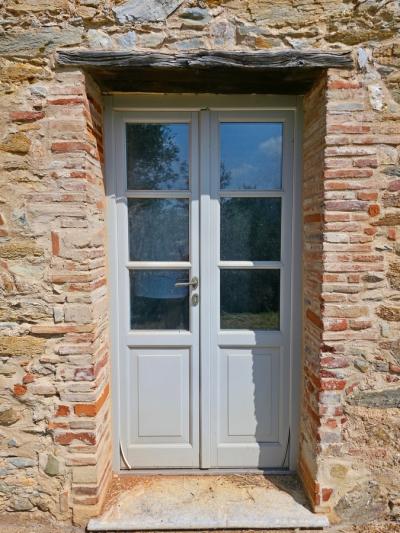 2 houses with seaview Camaiore