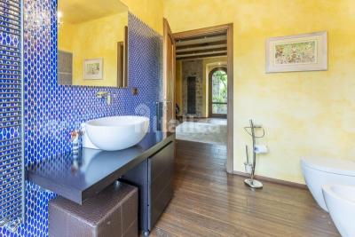 Luxury property in Bagnone near Aulla for Sale