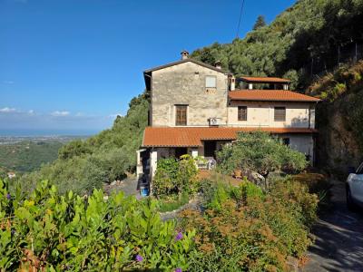 Stone House with sea view for Sale
