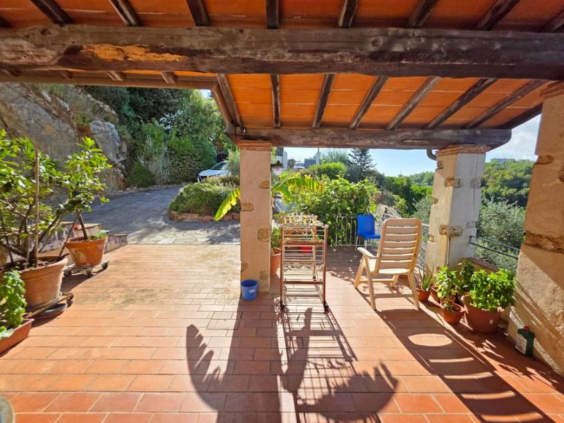 Stone House with sea view for Sale-4