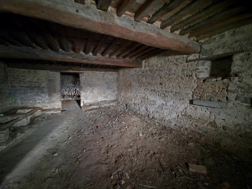 Tuscan house in hamlet near Camaiore-8