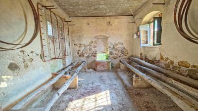 Carrara – detached panoramic house