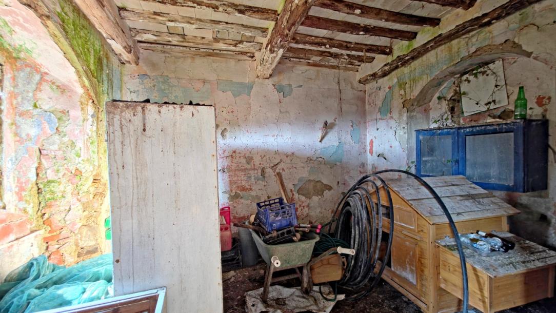 Carrara – detached panoramic house-16