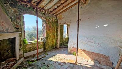 Carrara – detached panoramic house