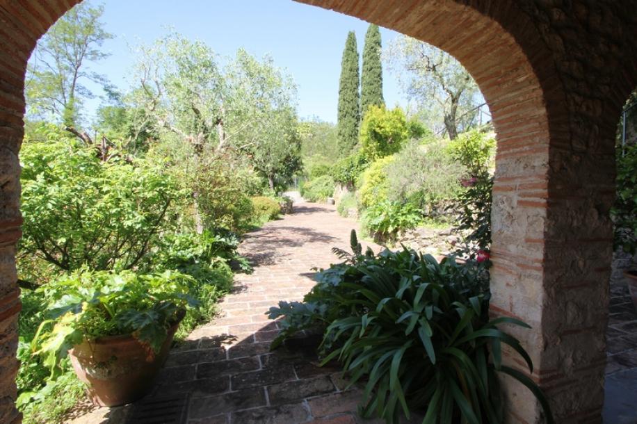 Rustic villa near Camaiore-14