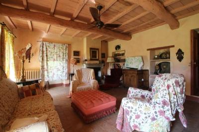 Rustic villa near Camaiore