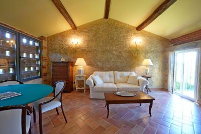 Restored country villa in Pietrasanta