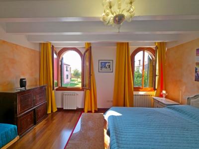 Restored House in  Burano - Venezia