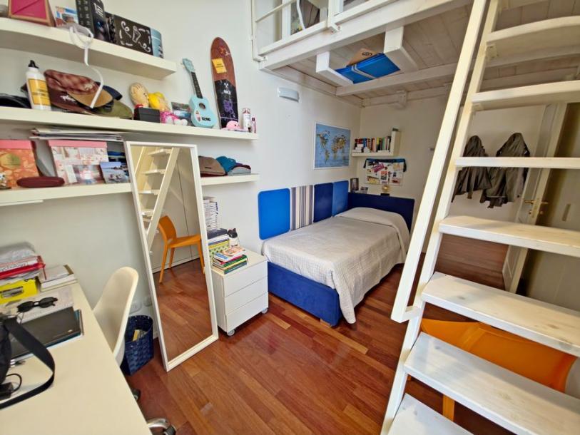 Luxury flat on a canal in  Little Venice - Livorno-12