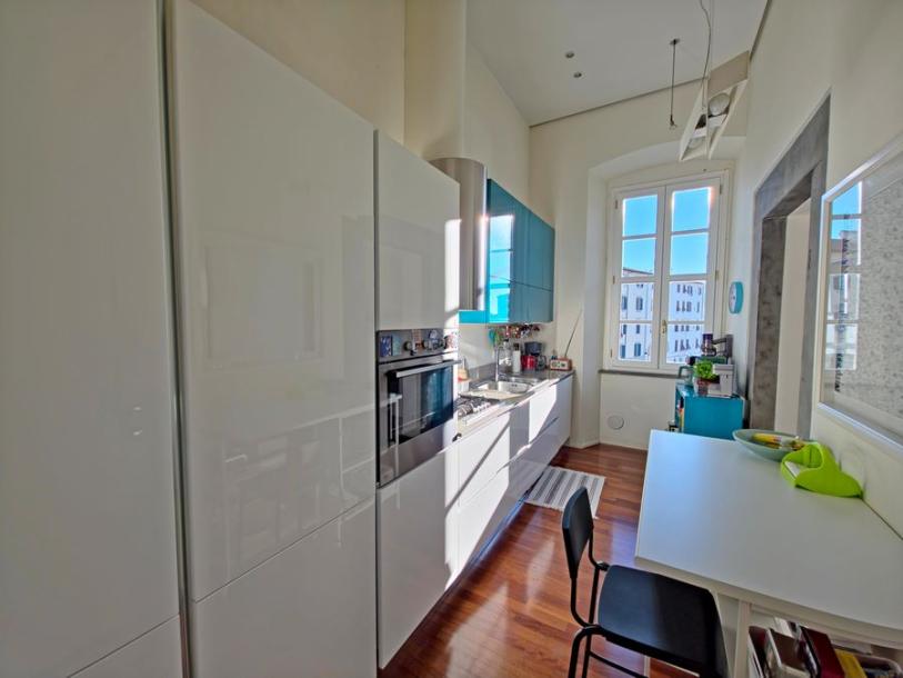 Luxury flat on a canal in  Little Venice - Livorno-4