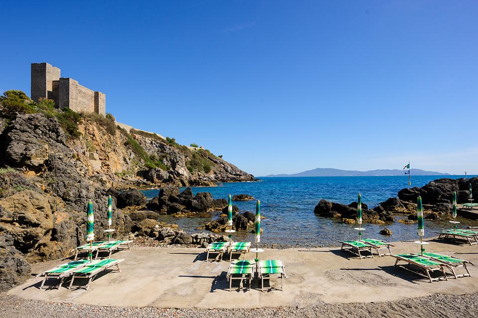 Die Maremma mit  ihren Dörfern und Küstenabschnitten