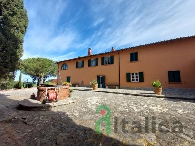 Farm in Tuscany