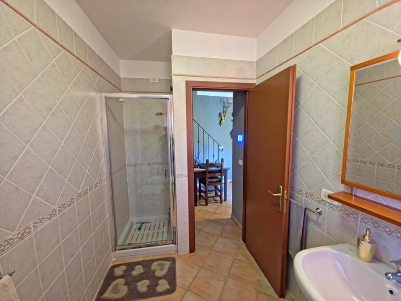 Restored old country house on 450m.o.S. in Lunigiana for Sale-23