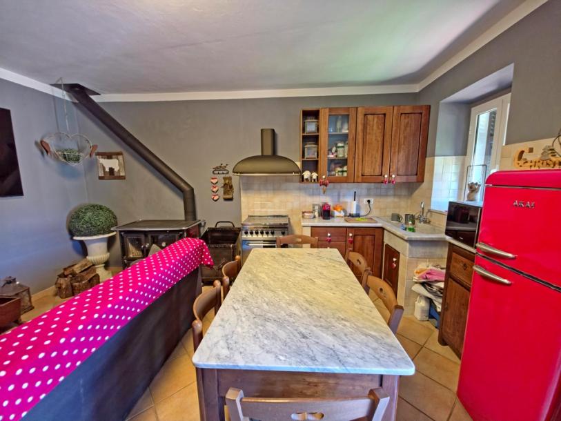 Restored old country house on 450m.o.S. in Lunigiana for Sale-22