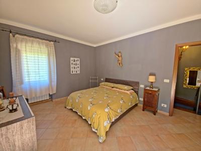 Restored old country house on 450m.o.S. in Lunigiana for Sale