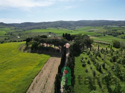 Farm in Tuscany