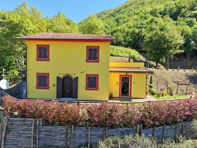 Restored old country house on 450m.o.S. in Lunigiana for Sale-1