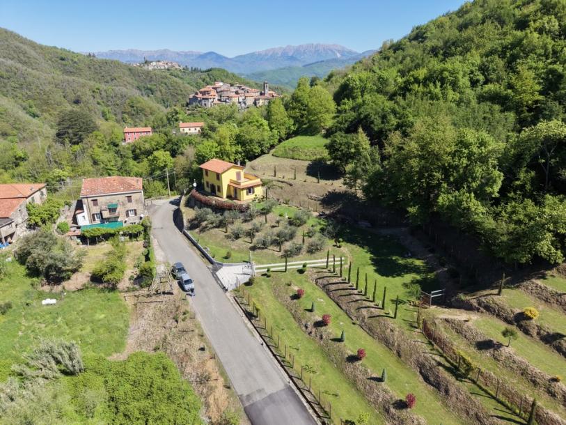Restored old country house on 450m.o.S. in Lunigiana for Sale-20
