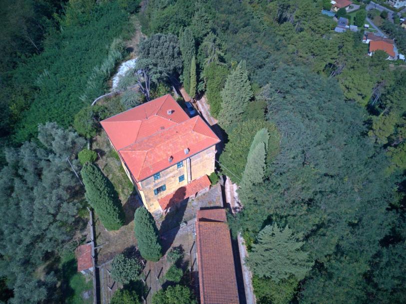 Antique villa with Pool near Massarosa-24