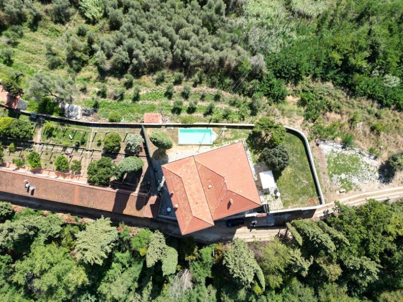 Antique villa with Pool near Massarosa-15