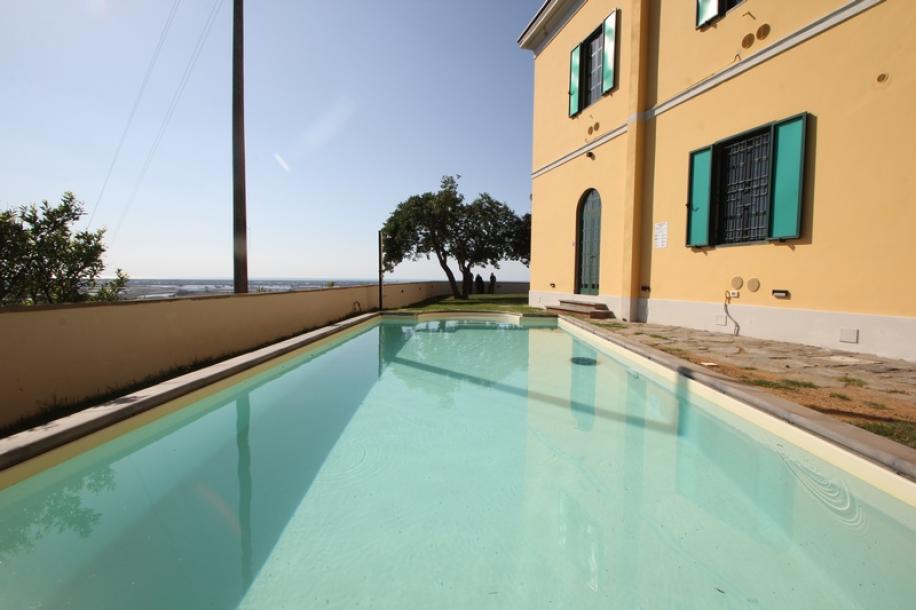 Antique villa with Pool near Massarosa-5