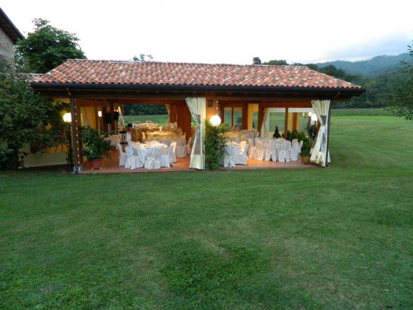 Country house with guest house and pool near Aulla for Sale-7