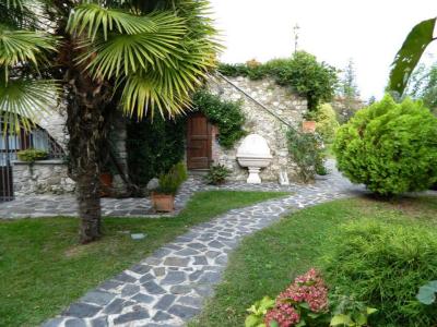 Country house with guest house and pool near Aulla for Sale