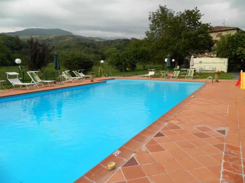 Country house with guest house and pool near Aulla for Sale-11