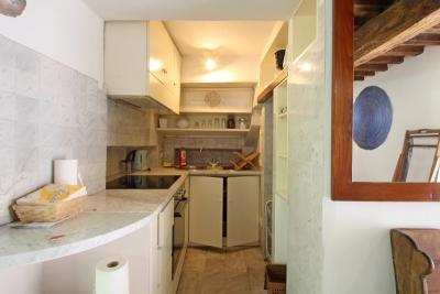 Querceta between Seravezza and Forte dei Marmi.