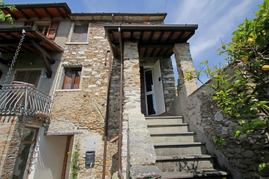 Querceta between Seravezza and Forte dei Marmi.-3