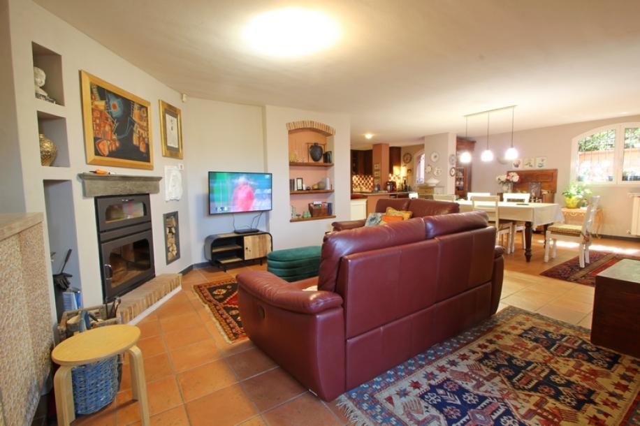 Villa near Sarzana with swimmingpool-11