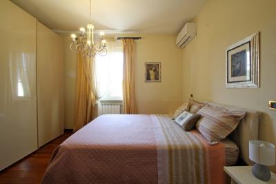 Villa near Sarzana with swimmingpool