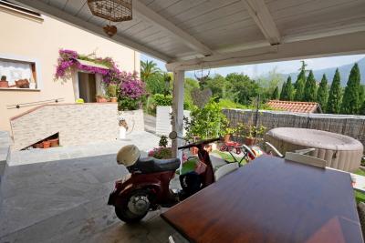Restored small house near Camaiore