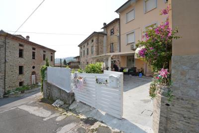 Restored small house near Camaiore