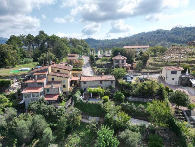 Stone house with sea view and garden near Massarosa, Versilia-2