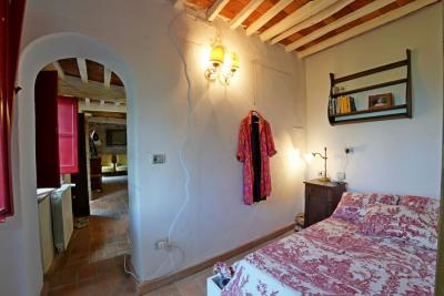 Stone house with sea view and garden near Massarosa, Versilia