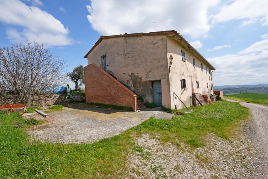 Farm in Tuscany for Sale-4