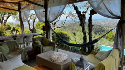 Villa with Pool and seaview in Monteggiori for Sale