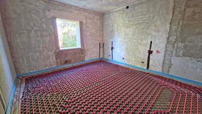 Unfinished country house near Pomarance