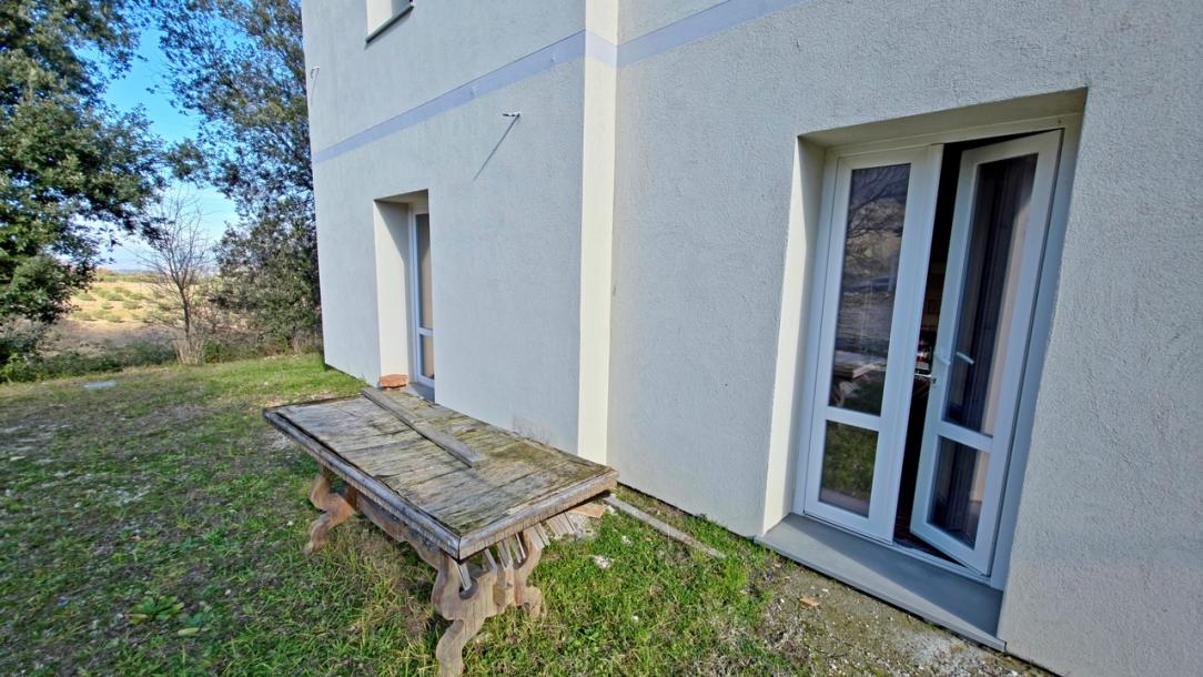 Unfinished country house near Pomarance-15