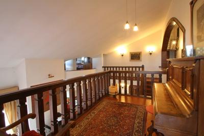 Moderní vila s výhledem na moře u Carrary-6