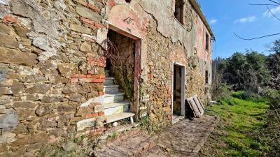 Carrara – detached panoramic house
