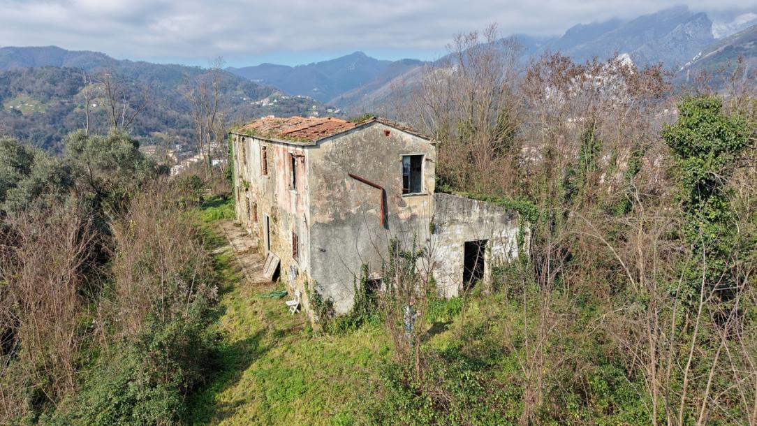 Carrara – detached panoramic house-8