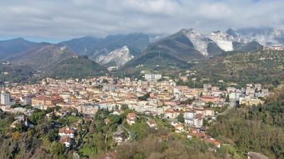 Carrara – detached panoramic house