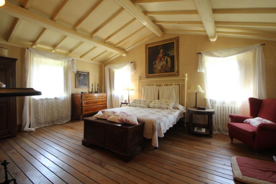 Rustikální vila nad Camaiorem-18